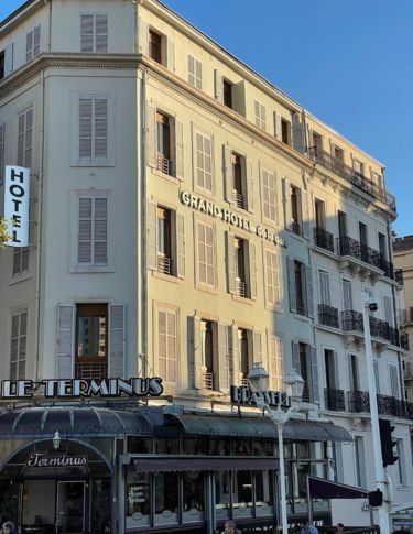 offre-de-noel-2025-grand-hotel-gare-toulon-2