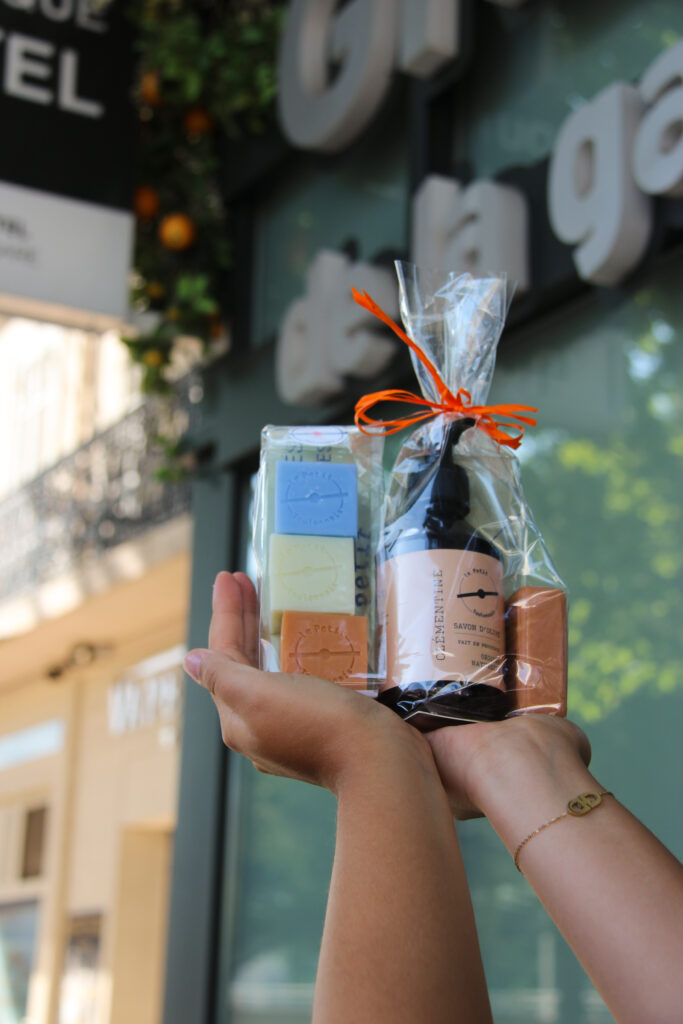 Savon mur boutique Toulon